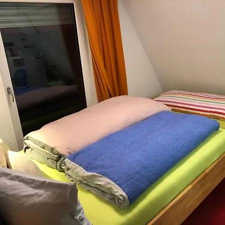 Aussichtszimmer Mit Modernem Glasbad Und Balkon Ubytování v soukromí *
